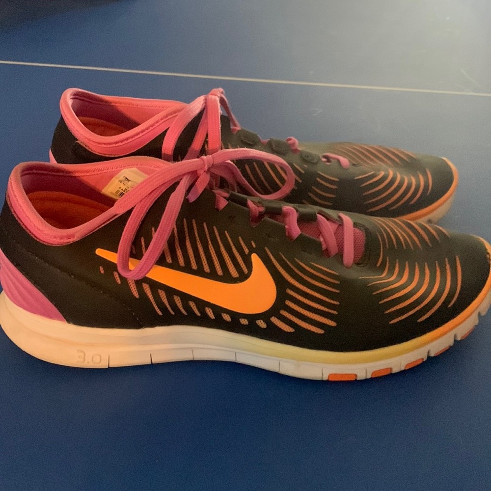 Nike track shoes or work out shoes like new condition